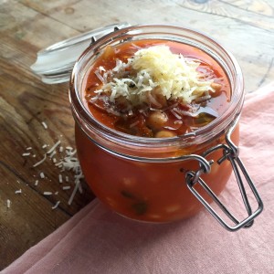 Smokey Tomato & Chickpea Soup