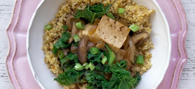 Braised tofu & kale bulgur bowl